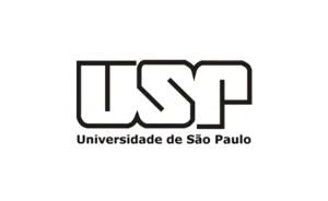 Logo da USP (Universidade de São Paulo) em preto e branco, com a sigla "USP" em destaque e o nome completo da instituição abaixo. Representa a marca da universidade.